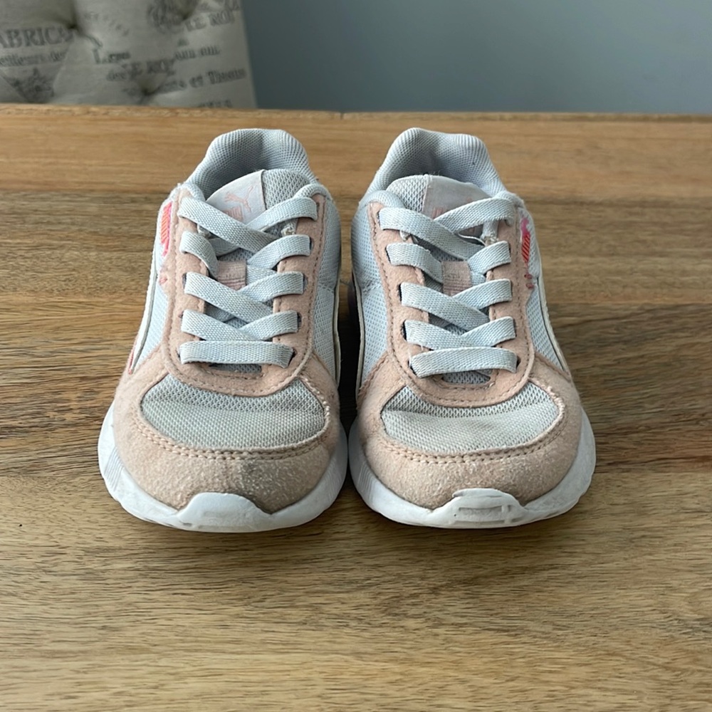 Girls Puma sneakers